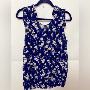 Betsy’s boutique floral navy tank top